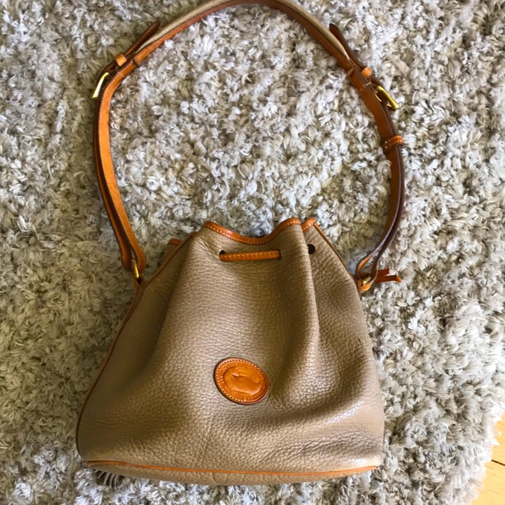 Dooney& Bourke pebble leather bucket bag